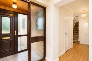 Entrance Hallway- click for photo gallery